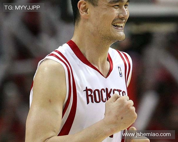 连续两年突破温网四强,阿尔卡拉斯逆转保罗携手梅德韦杰夫争夺决赛席位 连续两年突破温网四强,阿尔卡拉斯逆转保罗携手梅德韦杰夫争夺决赛席位